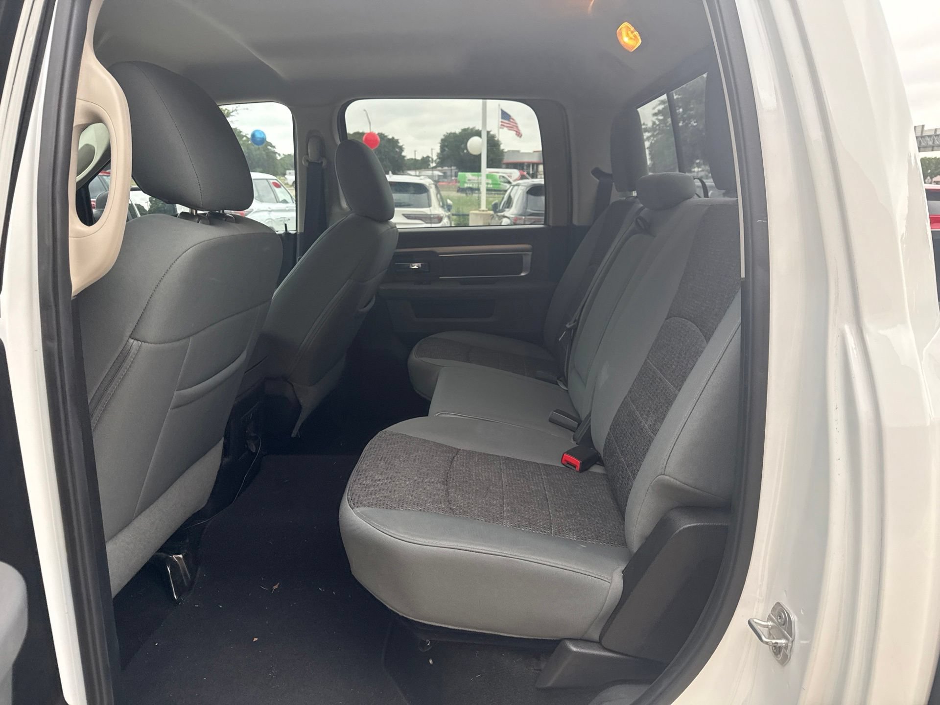 Used 2015 RAM 1500 Lone Star RWD image 5