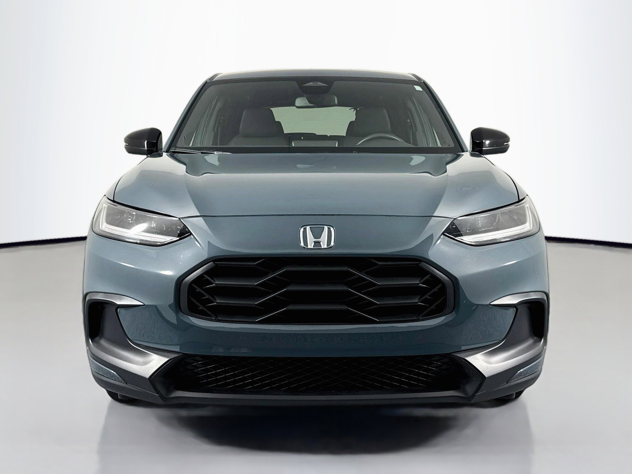 Certified 2025 Honda HR-V Sport image 2