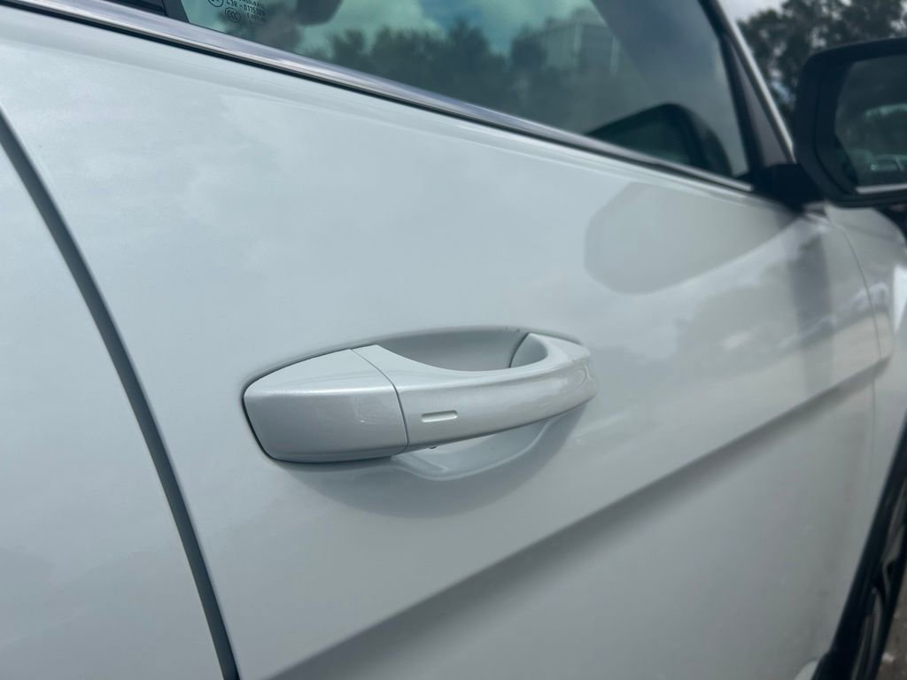 New 2026 Volkswagen Atlas SE image 27