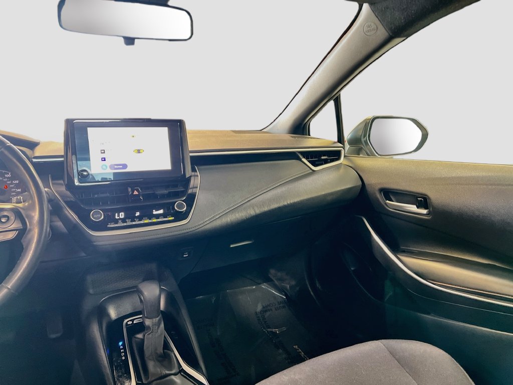 Used 2024 Toyota Corolla SE w/ SE Convenience Package FWD image 21