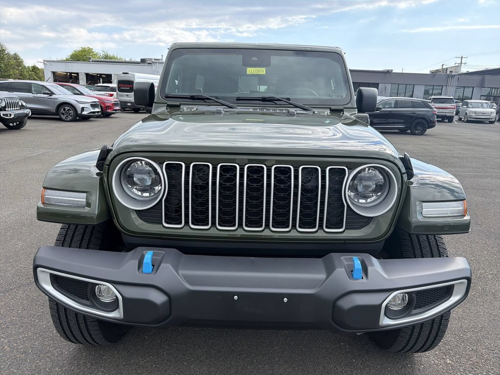 Used 2024 Jeep Wrangler Unlimited Sahara w/ Safety Group AWD/4WD image 9