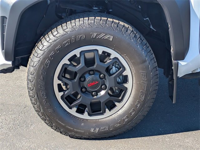 Used 2024 Toyota Tacoma TRD Off-Road image 25