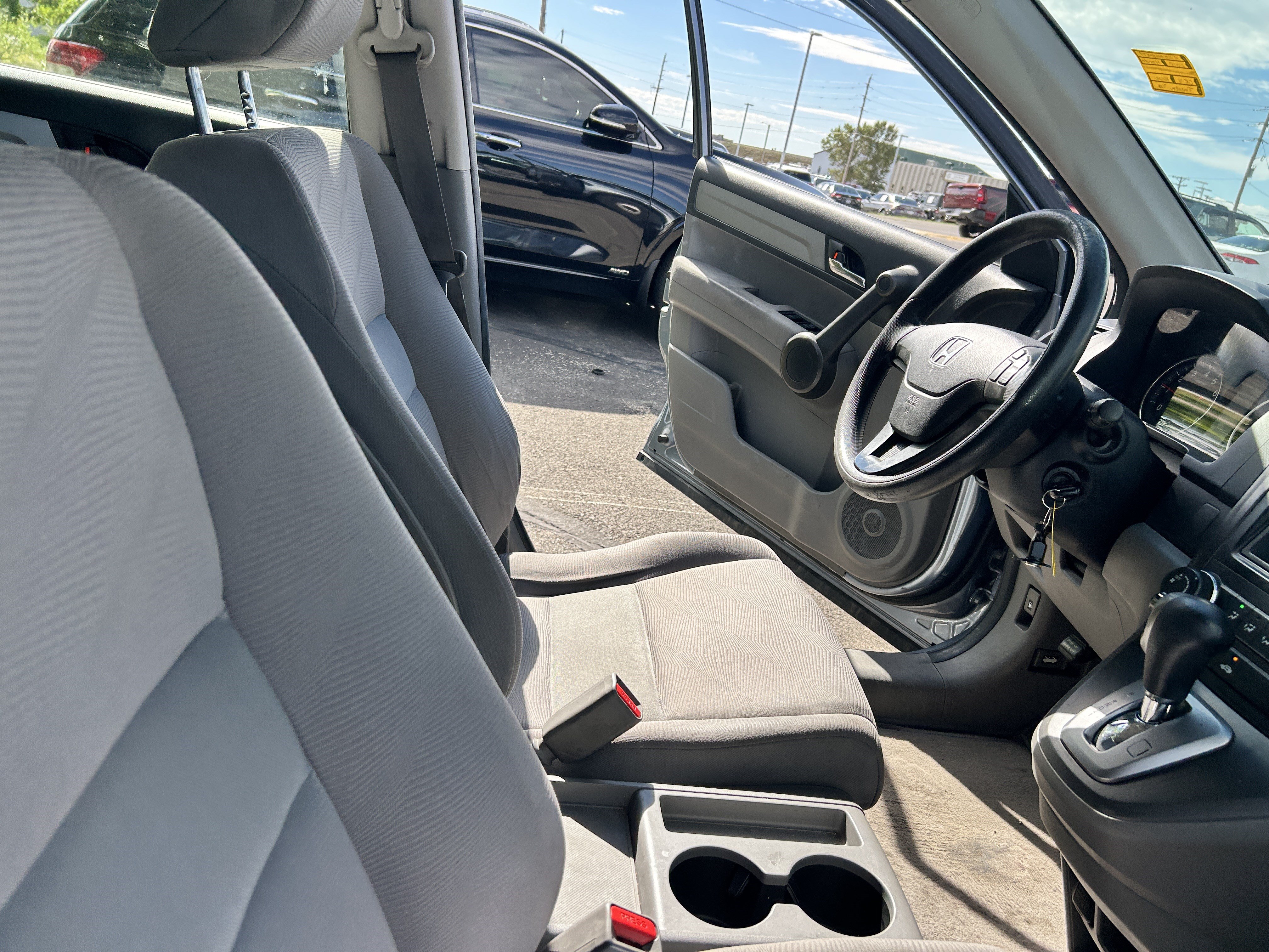 Used 2010 Honda CR-V LX image 12