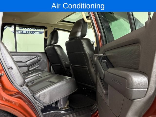 Used 2010 Ford Explorer XLT AWD/4WD image 17