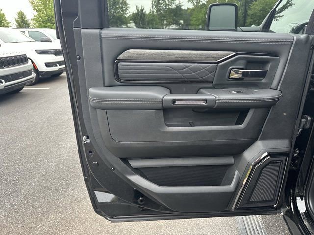 New 2026 RAM 2500 Limited image 21