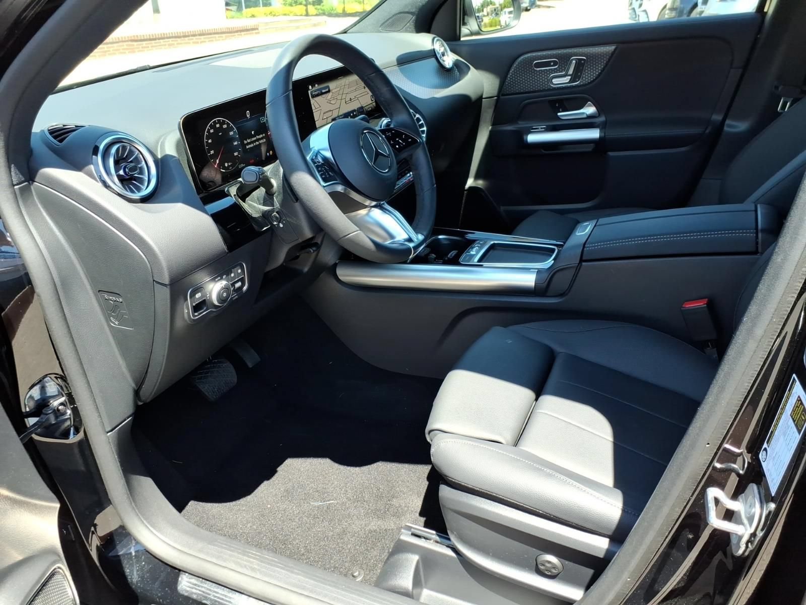 Certified 2025 Mercedes-Benz GLA 250 4MATIC image 11