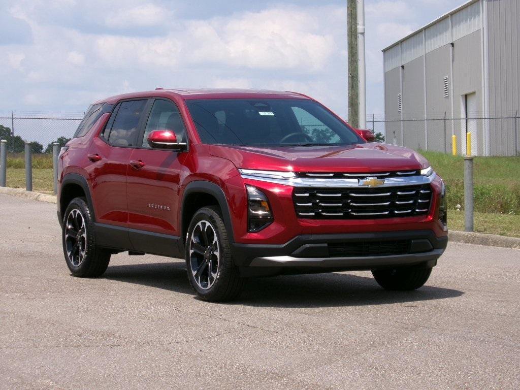 New 2026 Chevrolet Equinox LT w/ Convenience Package II image 2