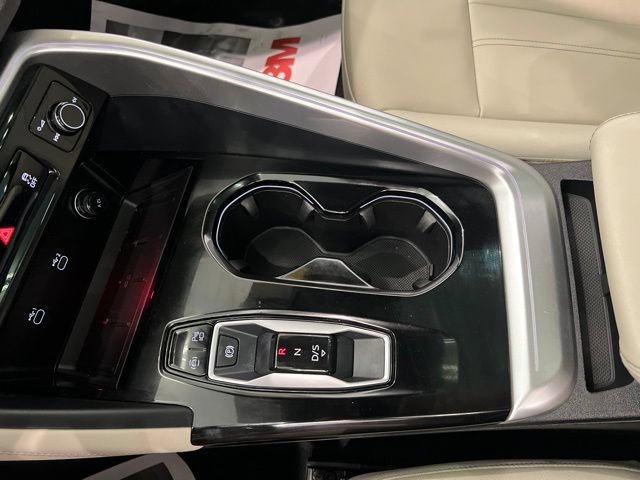 Used 2025 Audi Q5 Premium AWD/4WD image 30