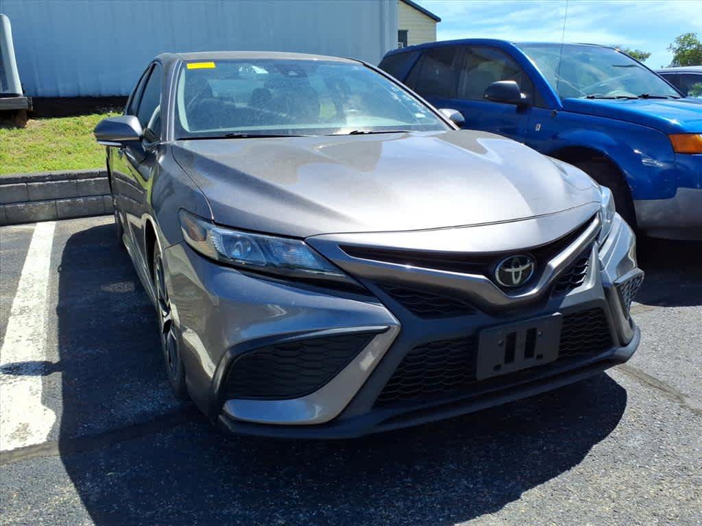 Used 2023 Toyota Camry SE FWD image 19