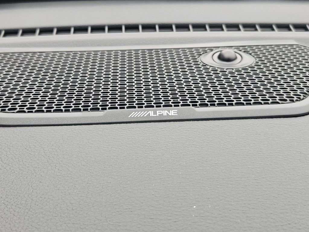 New 2026 RAM 1500 Laramie AWD/4WD image 31