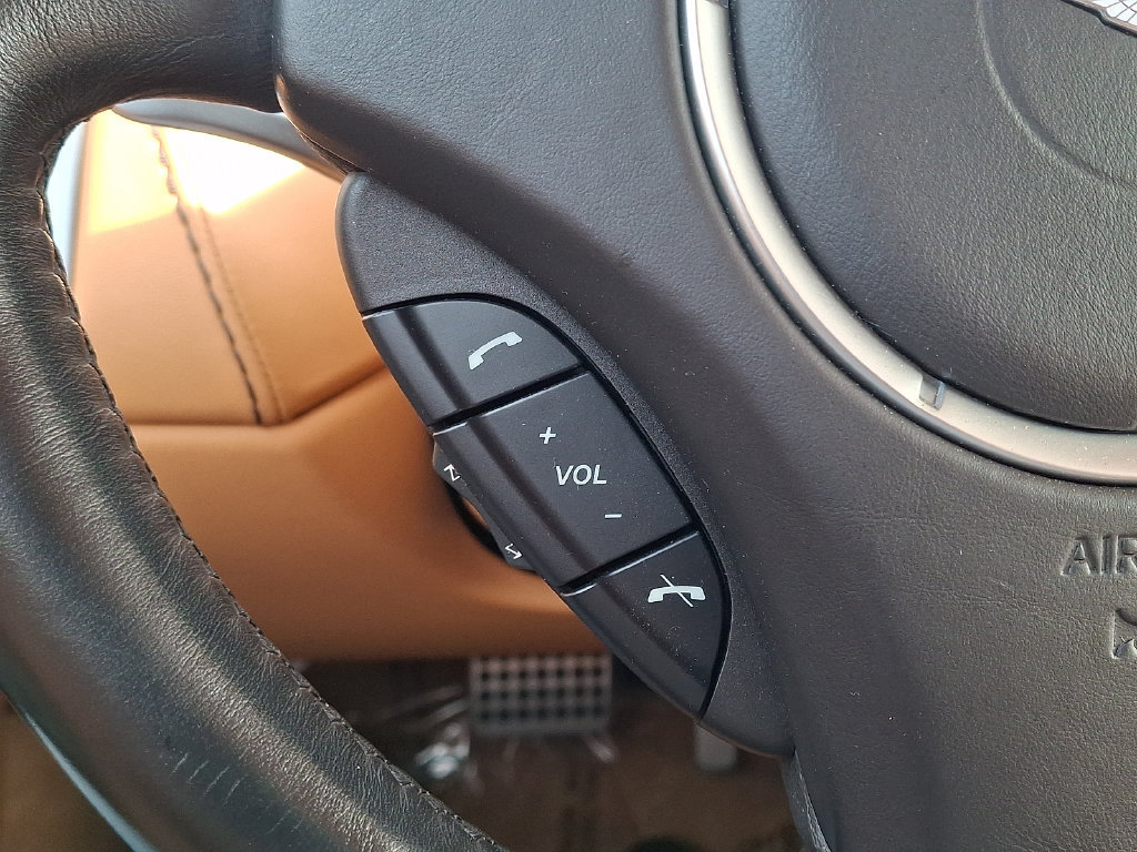 Used 2016 Aston Martin Rapide S RWD image 22