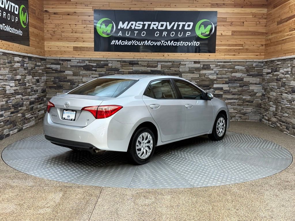 Used 2018 Toyota Corolla LE image 9
