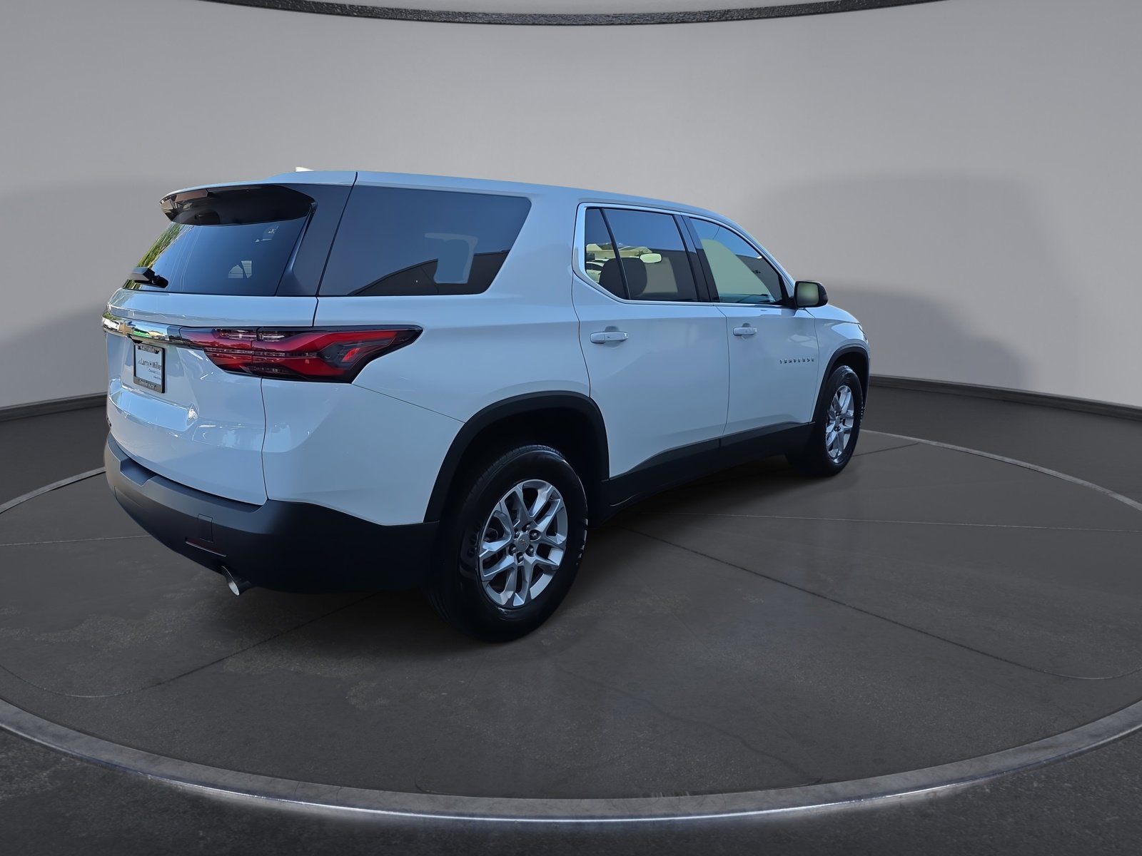 Certified 2023 Chevrolet Traverse LS AWD/4WD image 8