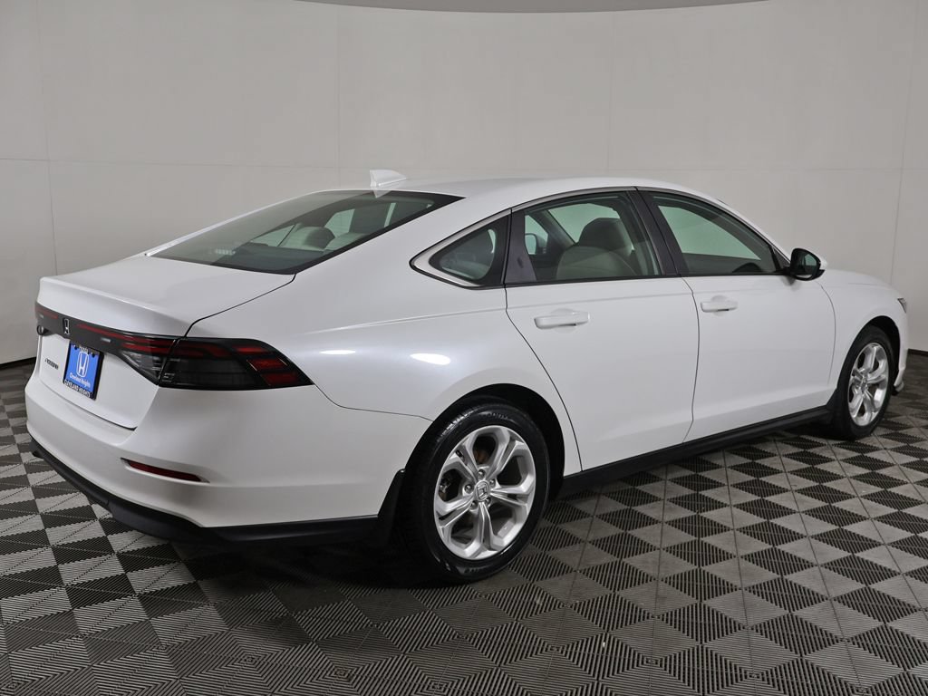 Used 2023 Honda Accord LX image 7
