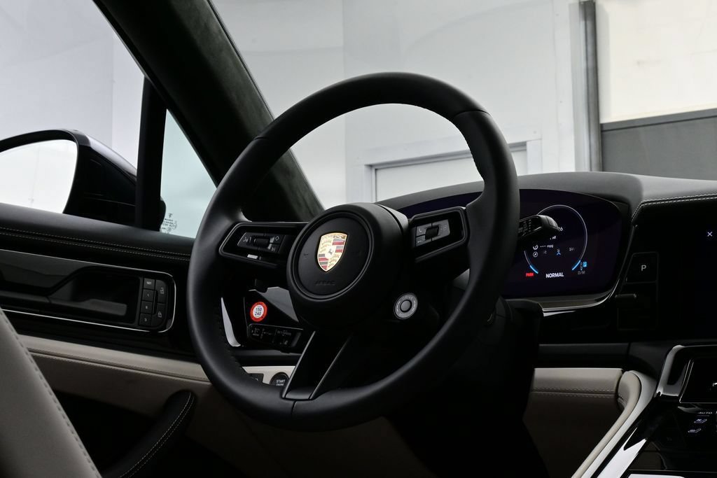 New 2026 Porsche Panamera GTS AWD/4WD image 21