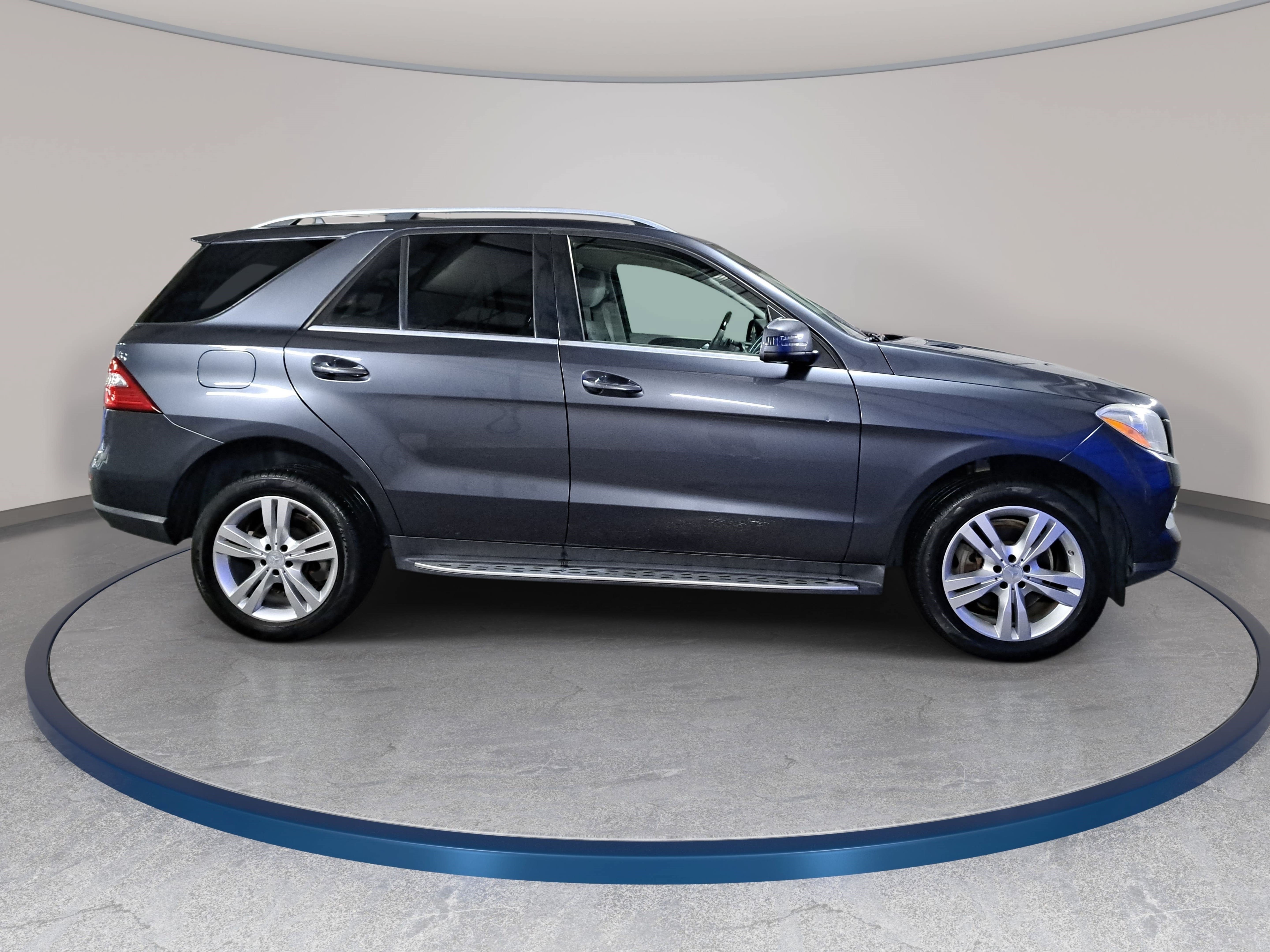 Used 2015 Mercedes-Benz ML 350 4MATIC image 4