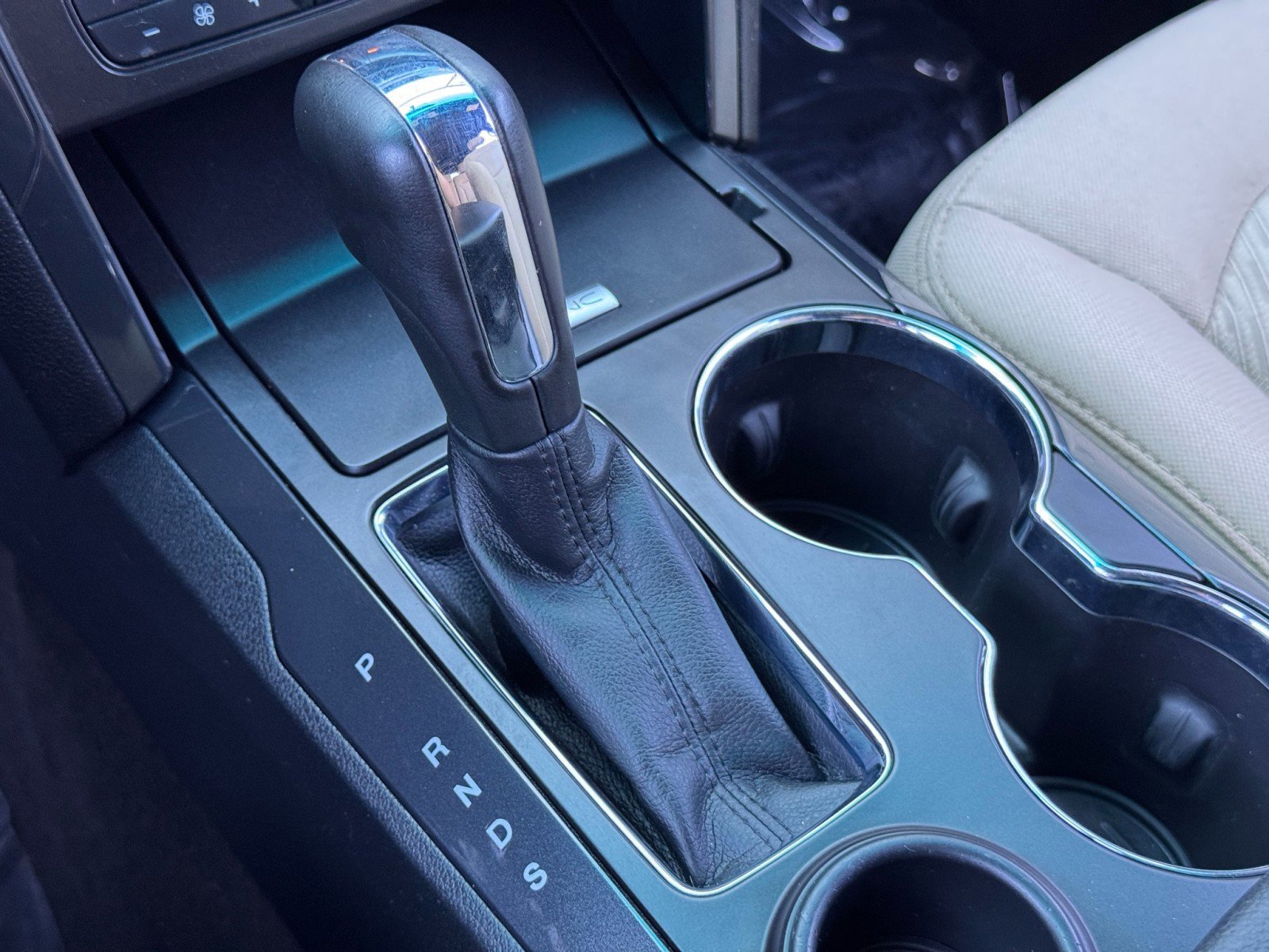 Used 2017 Ford Explorer FWD image 25