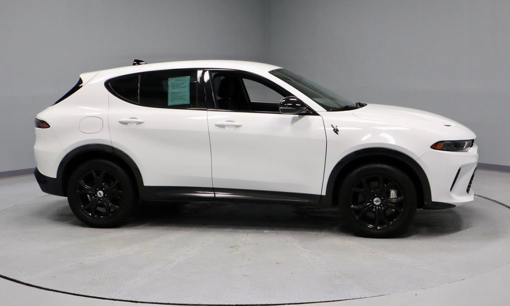 Used 2024 Dodge Hornet R/T w/ R/T Blacktop Package AWD/4WD image 10