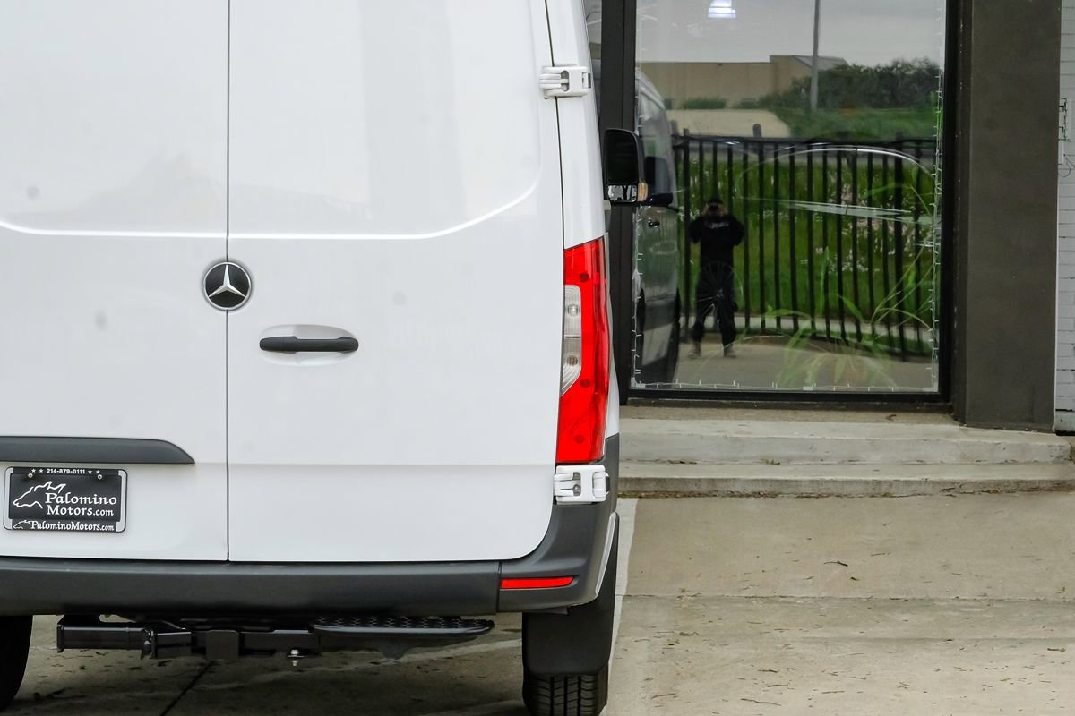 Used 2023 Mercedes-Benz Sprinter 2500 image 33