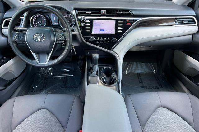 Certified 2018 Toyota Camry LE FWD image 3