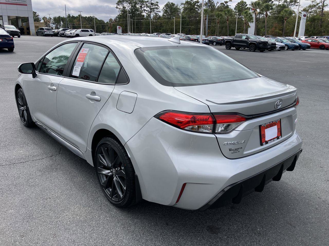 New 2026 Toyota Corolla SE image 3