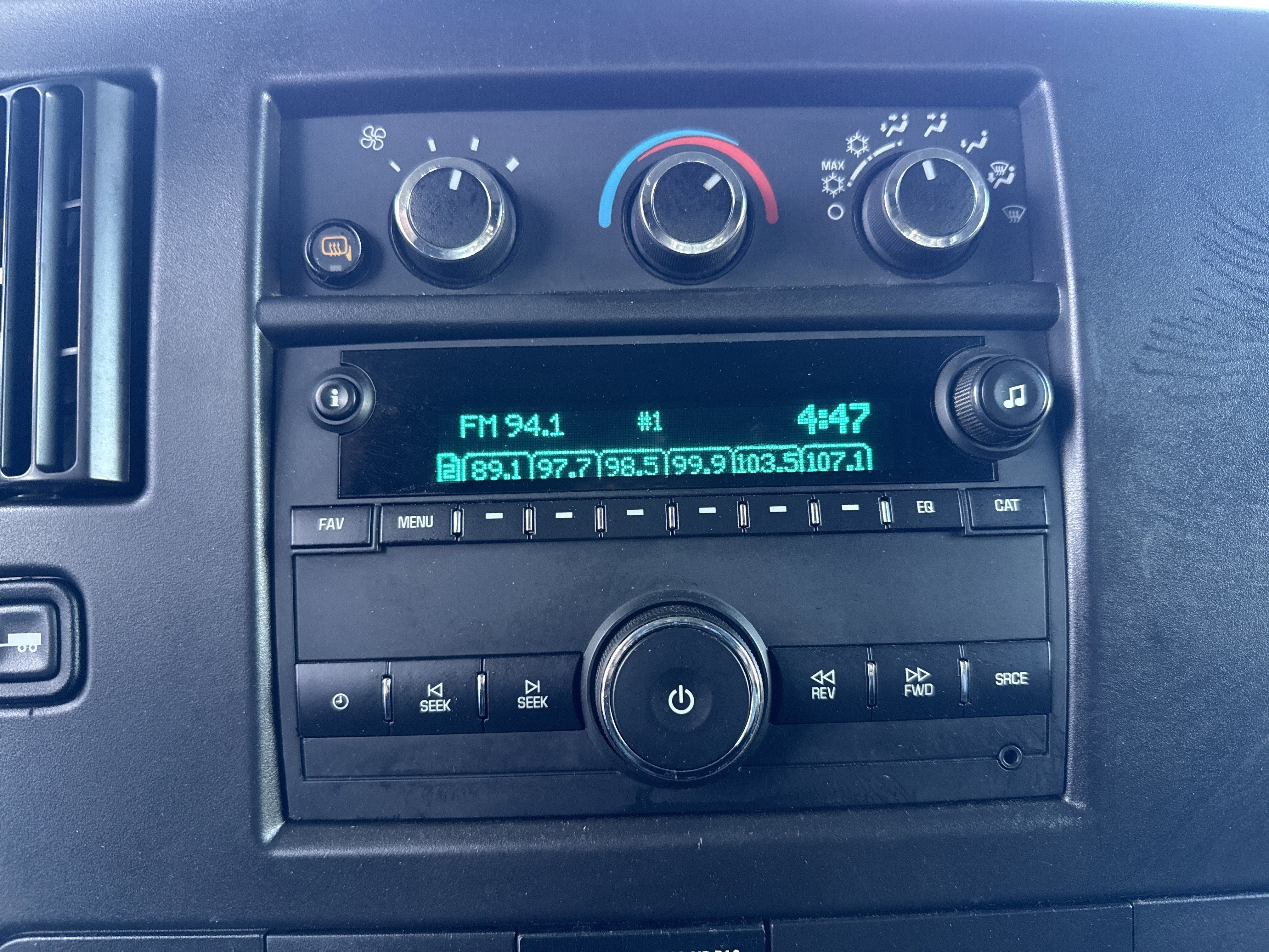 Used 2022 GMC Savana 2500 w/ Driver Convenience Package image 22