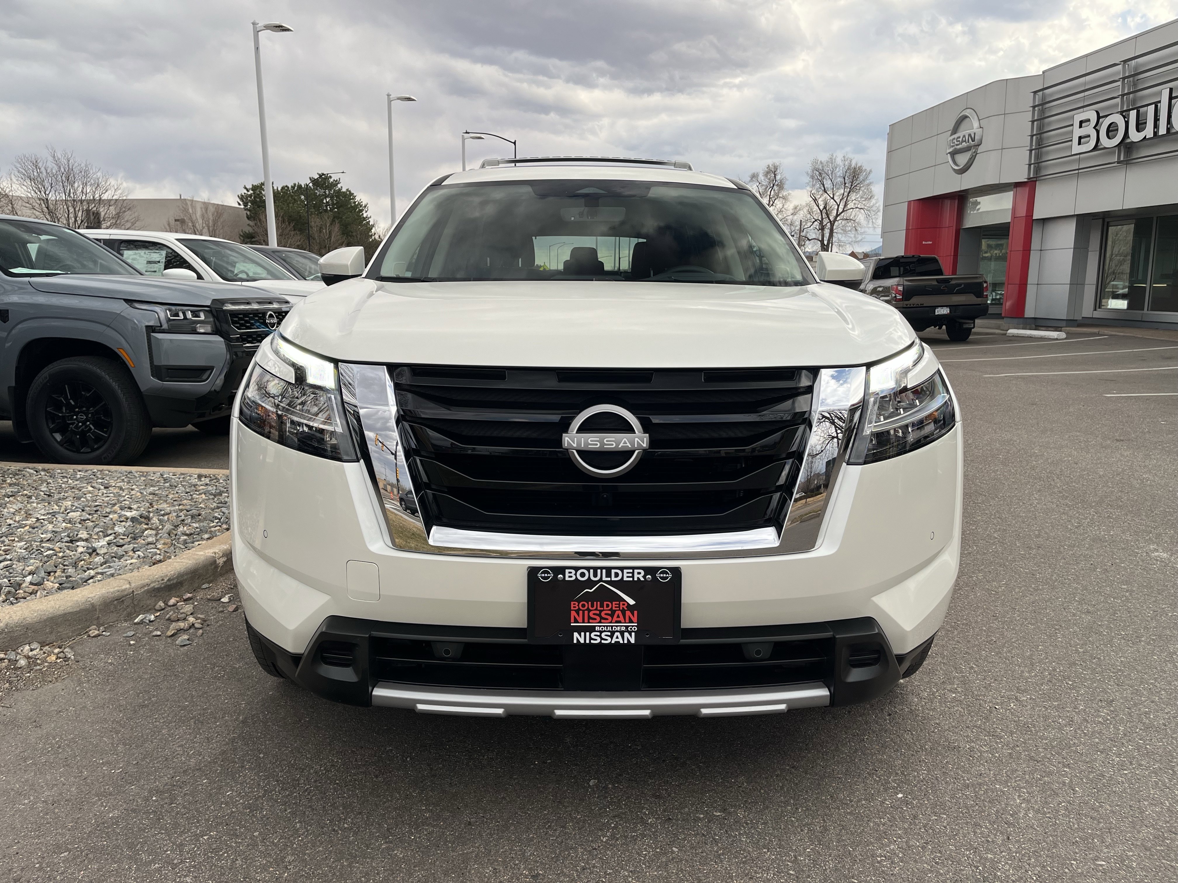 Certified 2024 Nissan Pathfinder Platinum w/ Cargo Package image 5