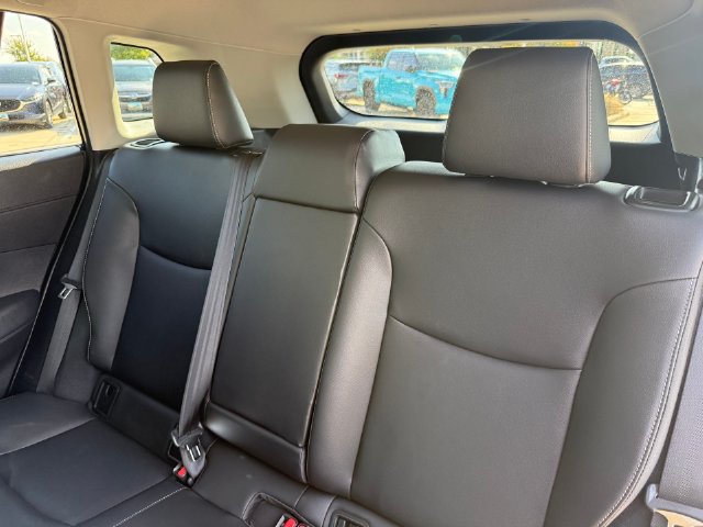 Used 2023 Toyota Corolla Cross XLE w/ Convenience Package AWD/4WD image 23