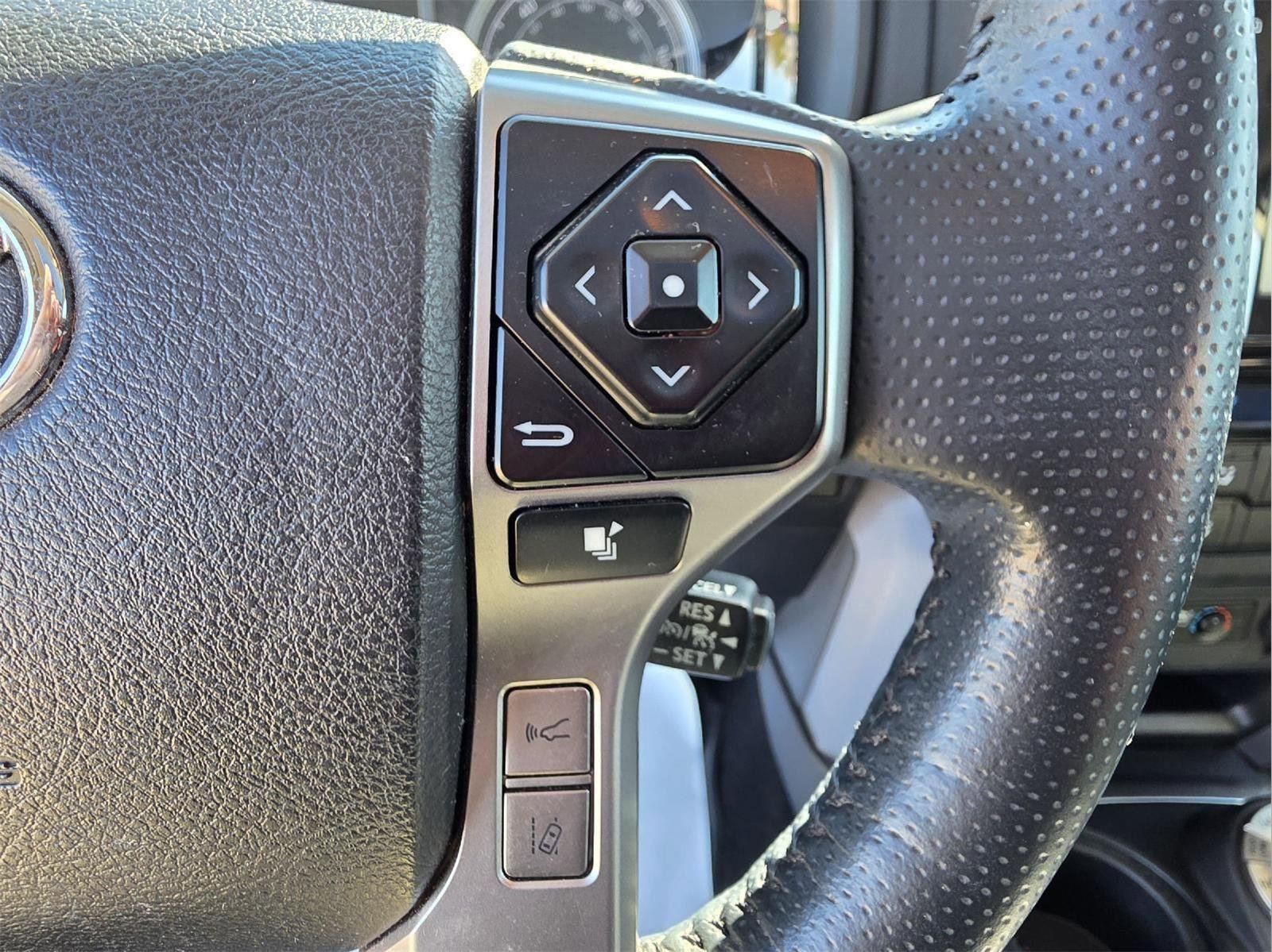 Used 2023 Toyota 4Runner Limited image 21