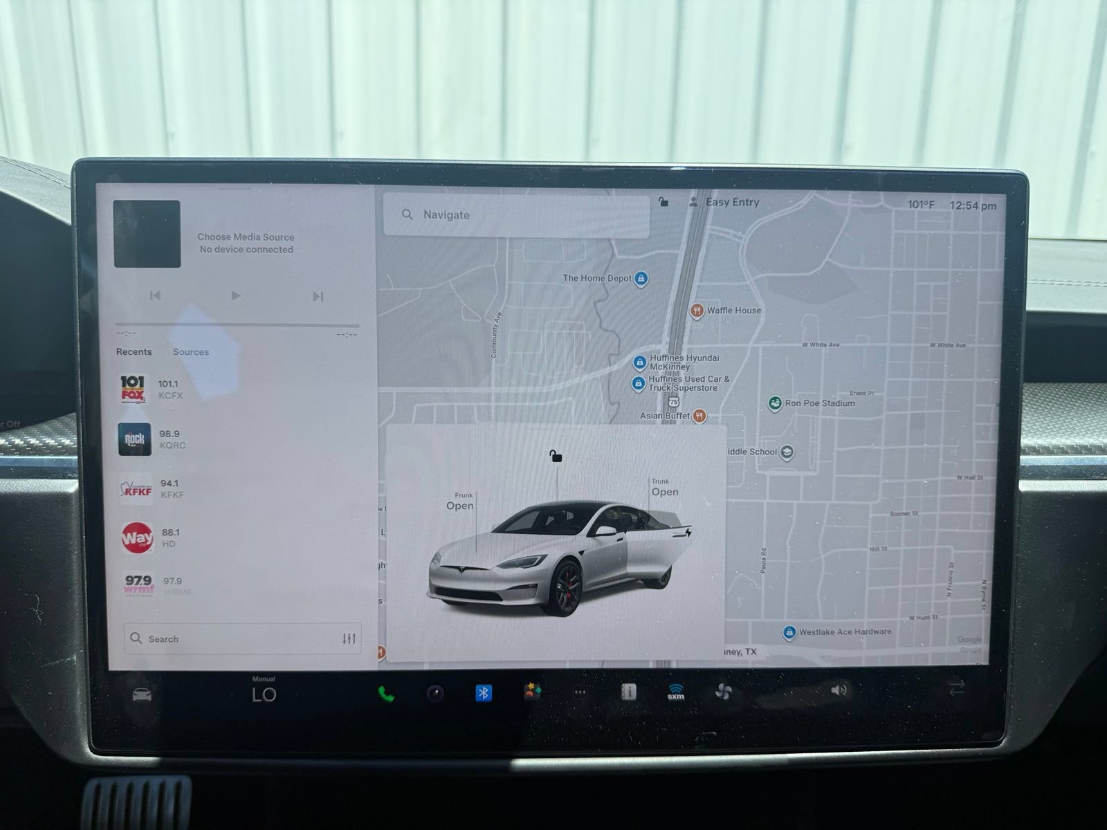 Used 2023 Tesla Model S Plaid AWD/4WD image 15