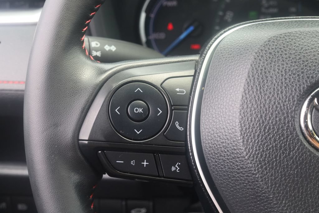 Used 2024 Toyota RAV4 SE AWD/4WD image 9