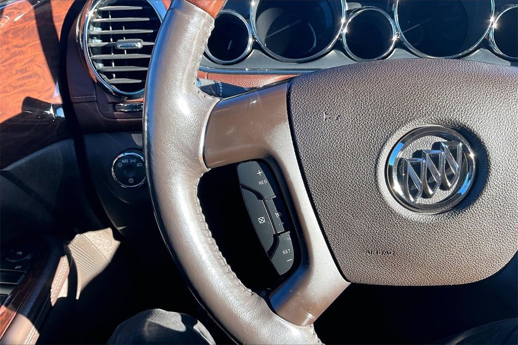 Used 2014 Buick Enclave Leather image 11