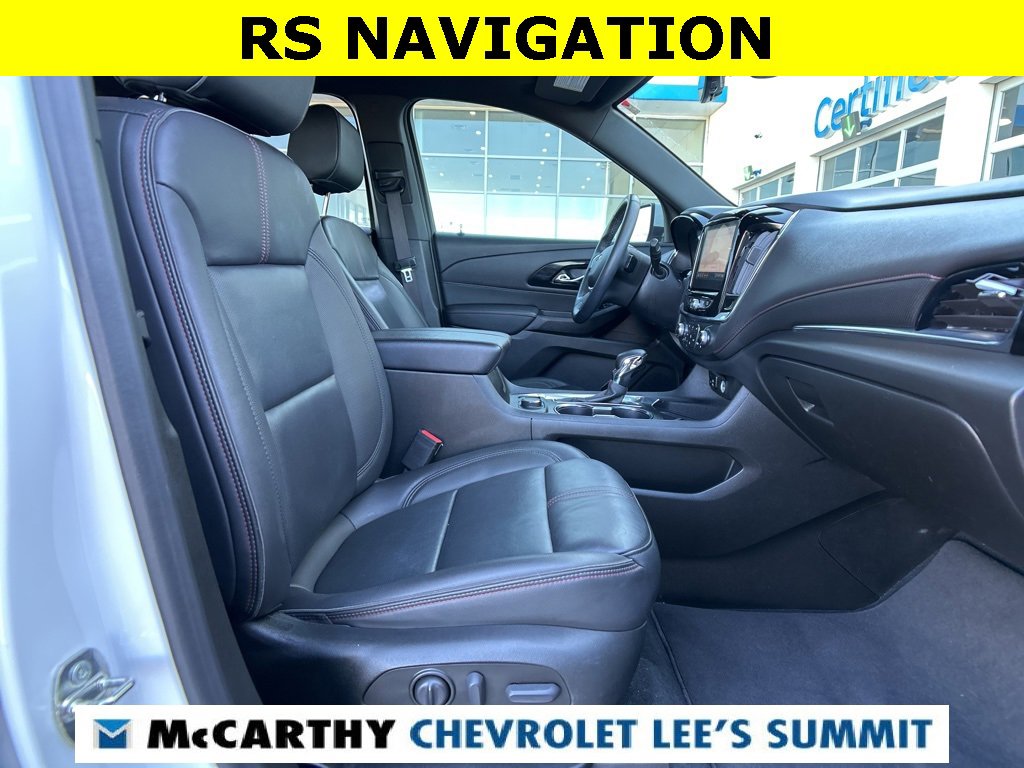 Used 2023 Chevrolet Traverse RS image 47