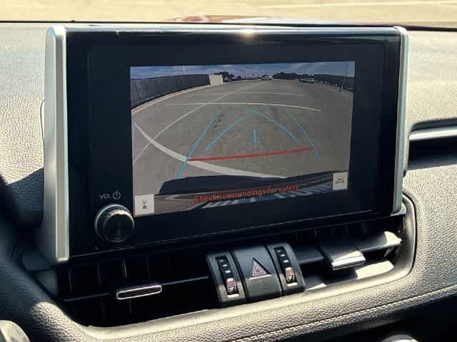 Used 2023 Toyota RAV4 XLE Premium FWD image 32