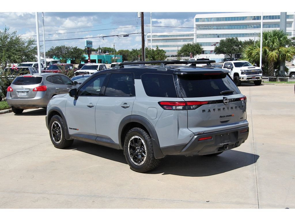Used 2024 Nissan Pathfinder Rock Creek AWD/4WD image 4