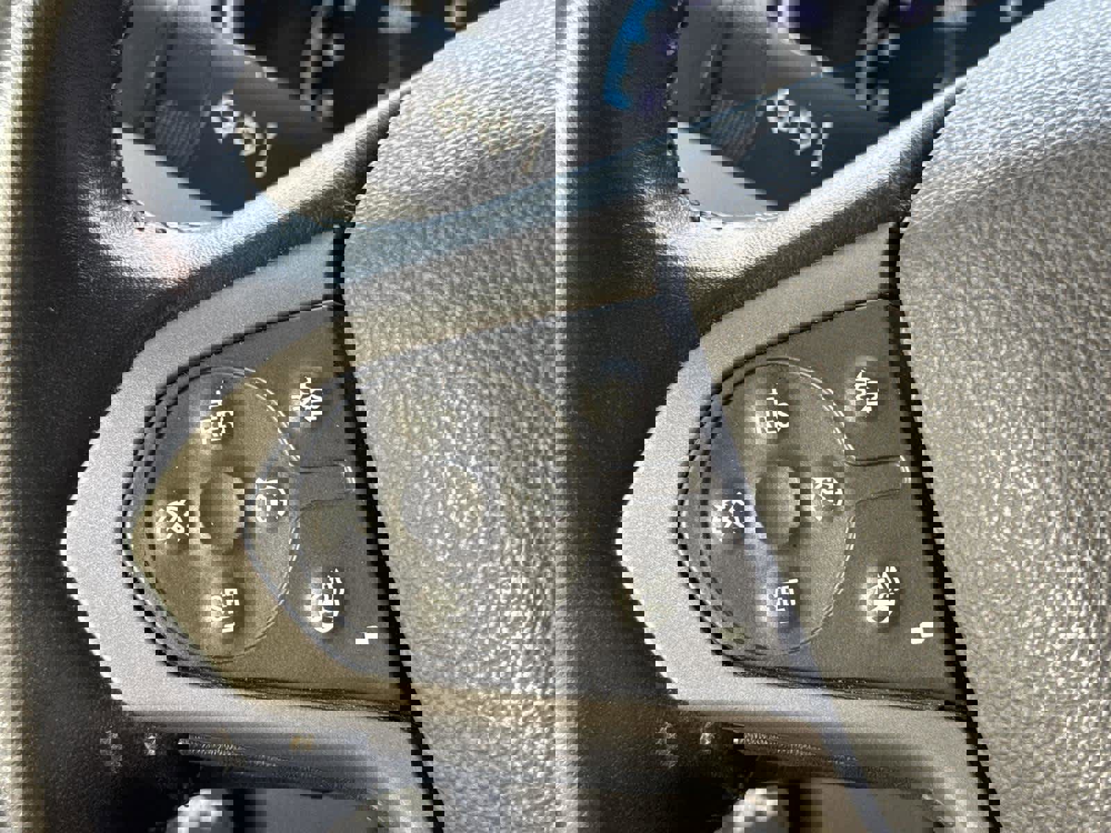 Used 2021 Chevrolet Colorado Z71 w/ Safety Package image 24