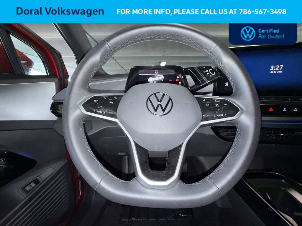 Used 2023 Volkswagen ID.4 Pro S image 15
