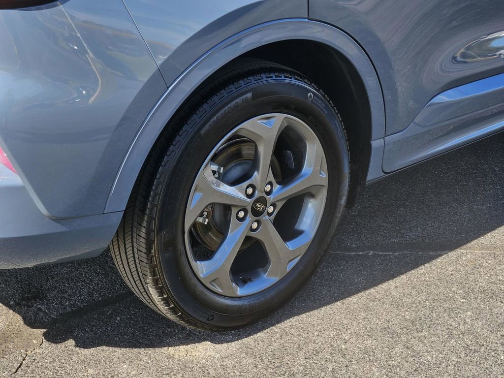 Used 2024 Ford Escape ST-Line w/ Tech Pack #1 image 7