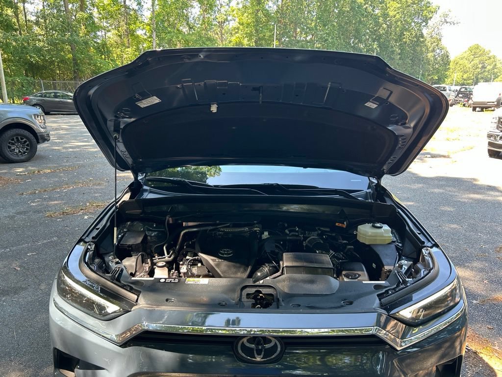 Used 2024 Toyota Grand Highlander AWD Hybrid image 14