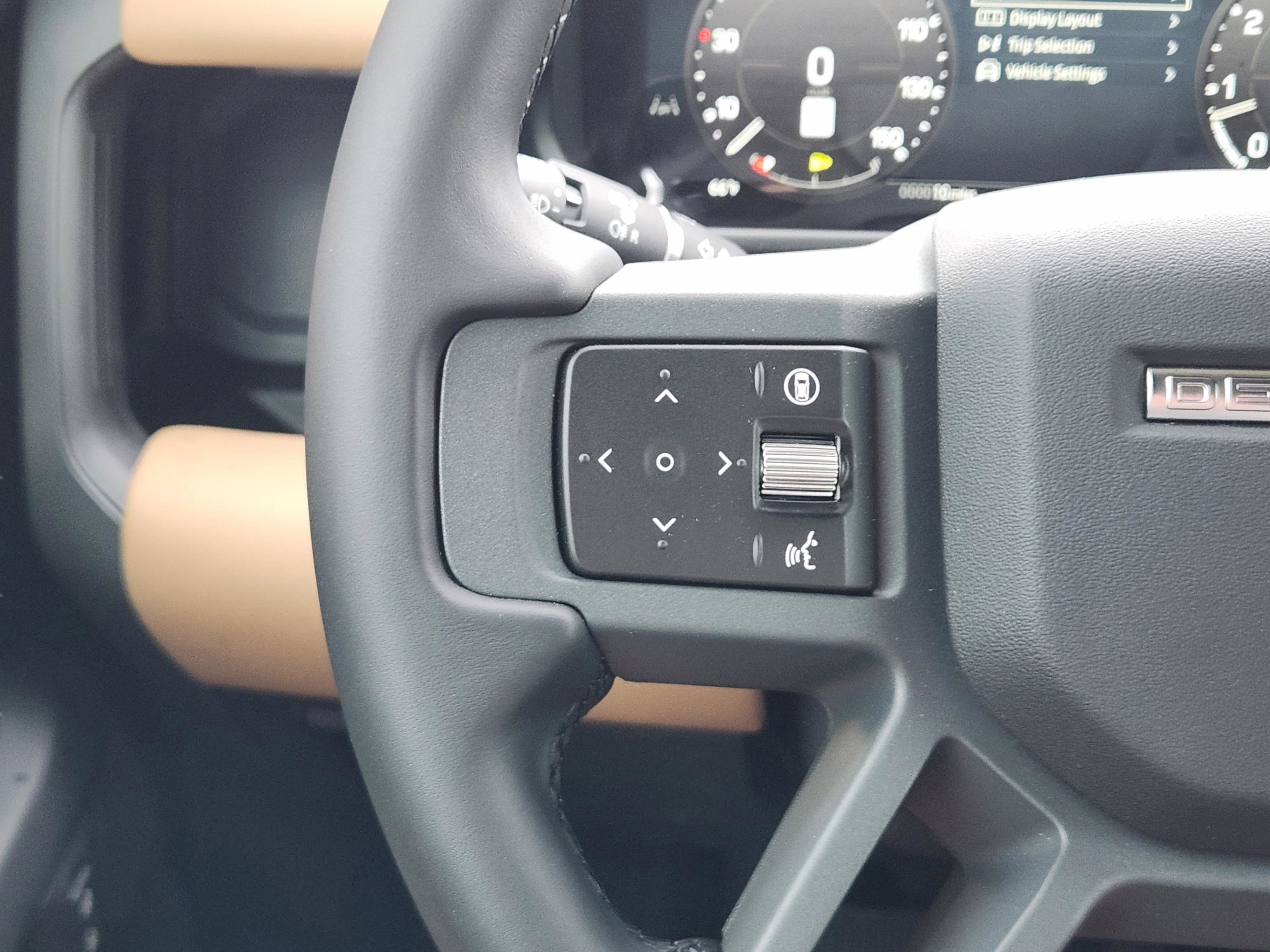New 2026 Land Rover Defender 110 S AWD/4WD image 22