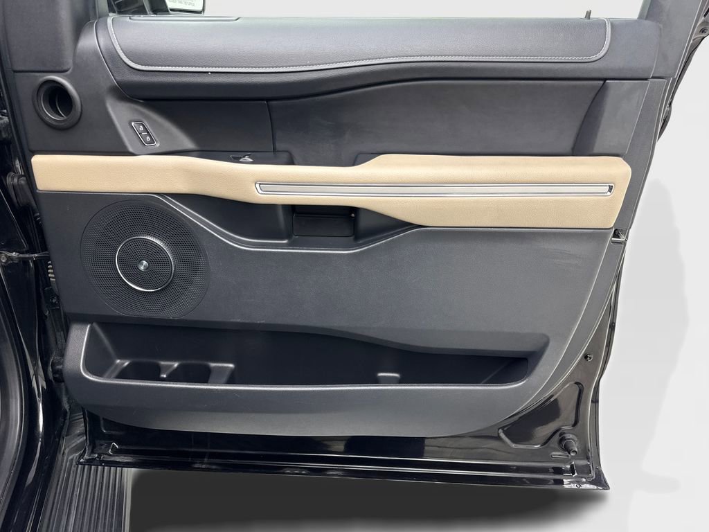 Used 2024 Ford Expedition Limited image 51