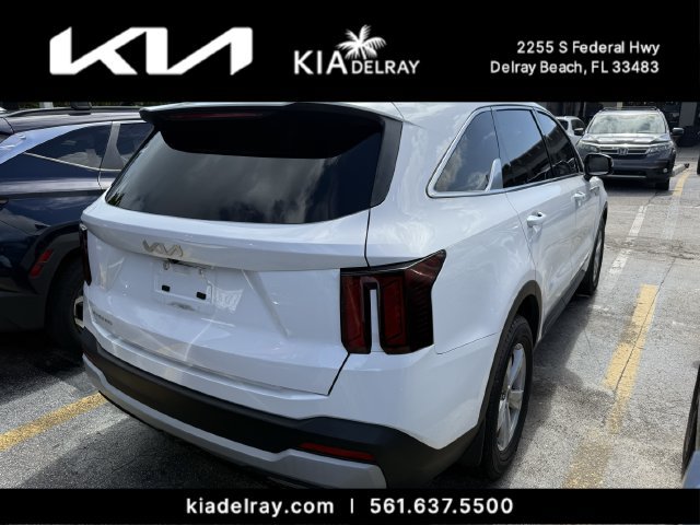 Certified 2025 Kia Sorento LX FWD image 2