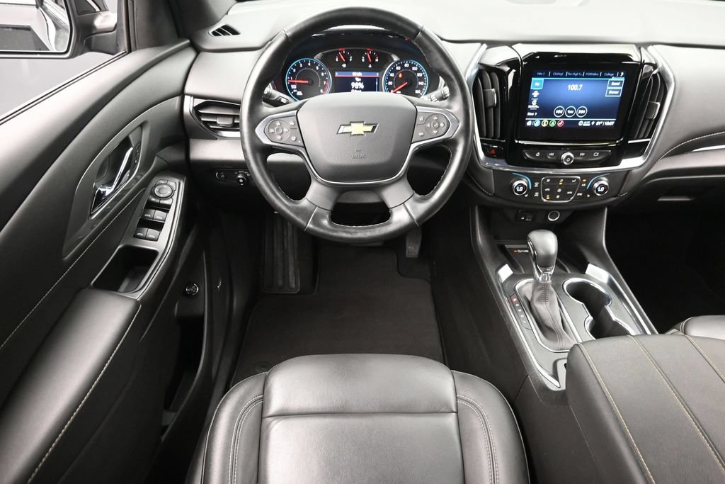 Used 2023 Chevrolet Traverse LT w/ LT Premium Package AWD/4WD image 15