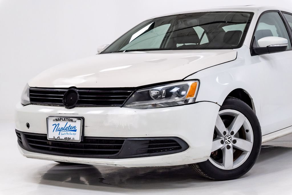 Used 2011 Volkswagen Jetta TDI image 2