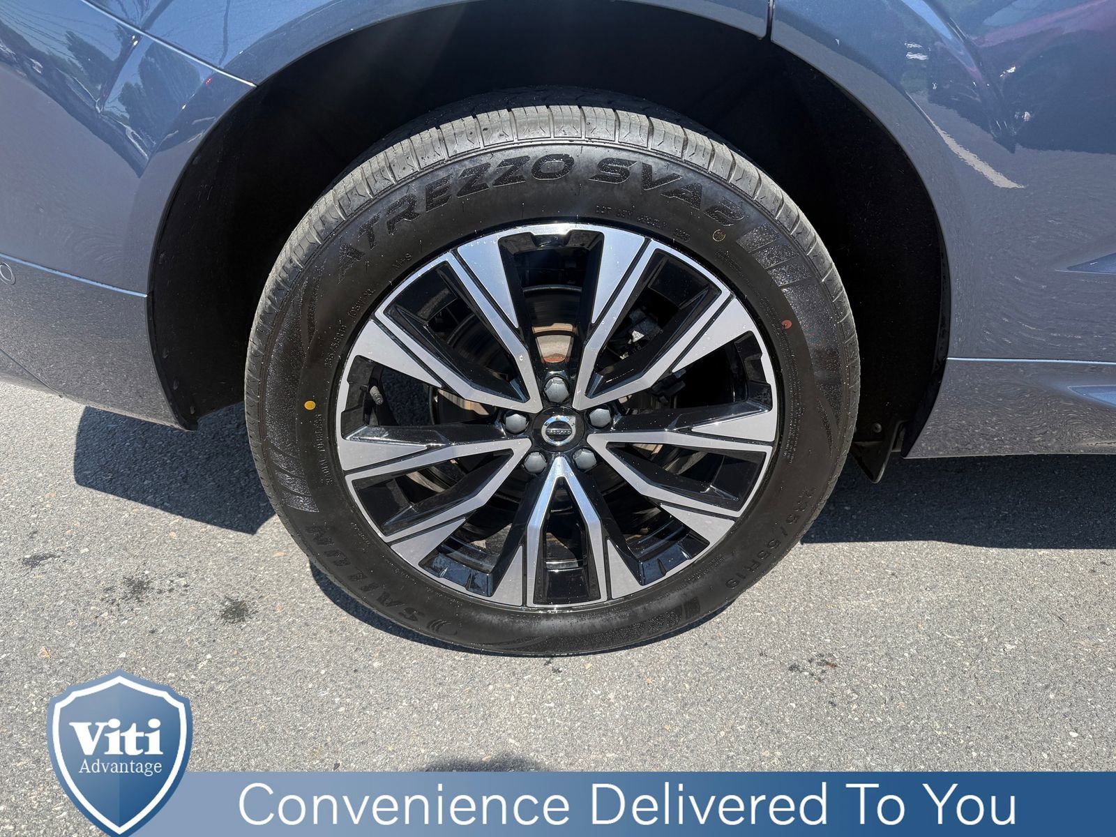 Used 2023 Volvo XC60 B5 Plus w/ Climate Package AWD/4WD image 14