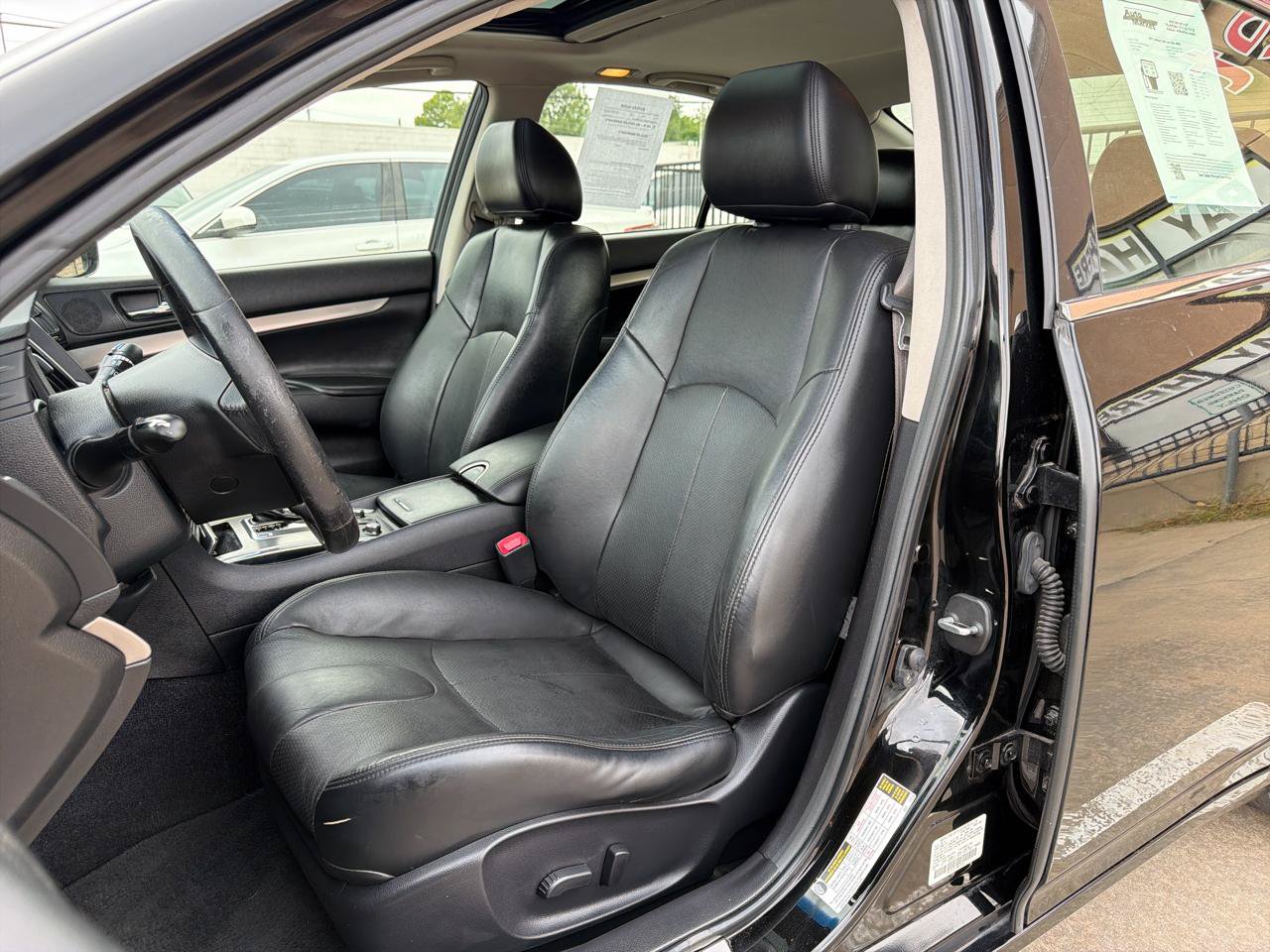 Used 2015 INFINITI Q40 AWD w/ Navigation Package image 11