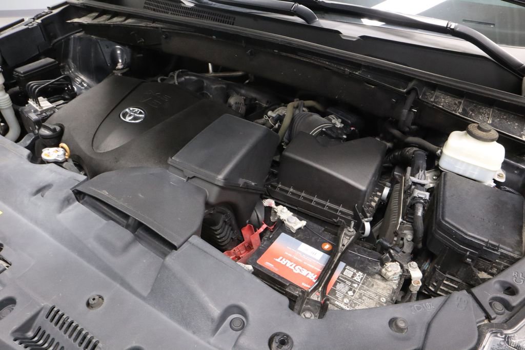 Used 2019 Toyota Highlander Limited AWD/4WD image 14