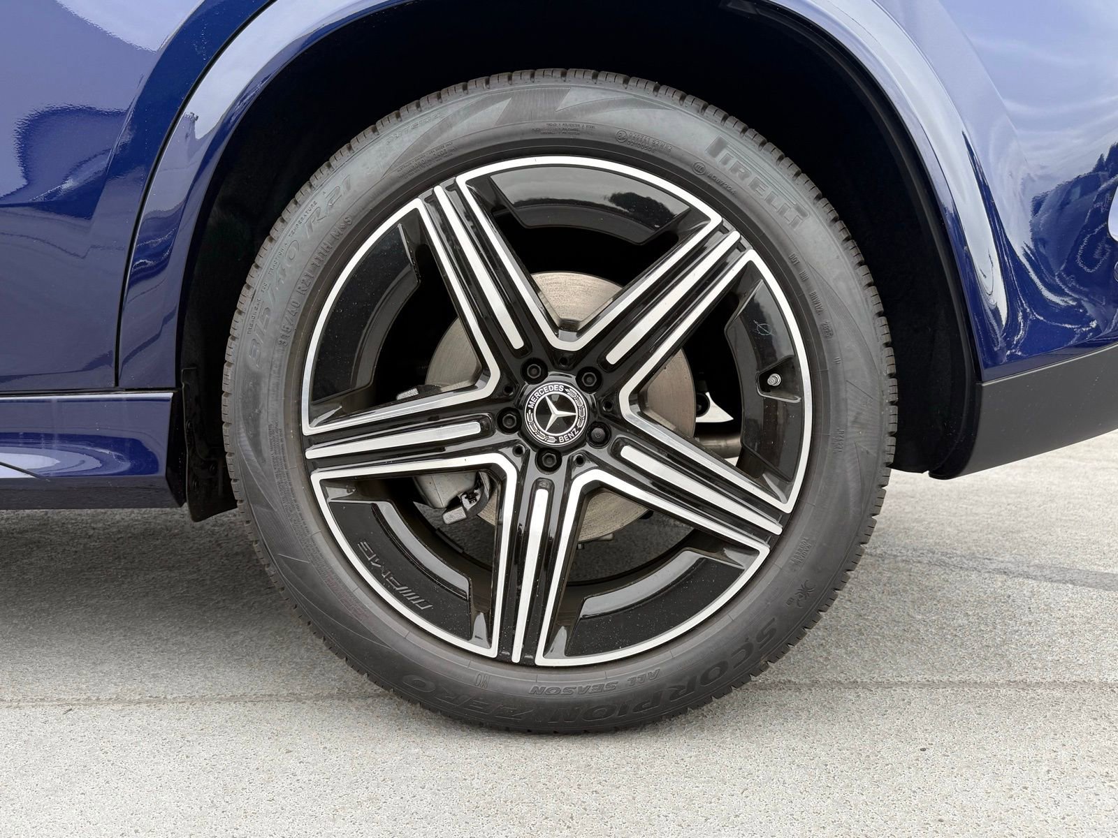 New 2026 Mercedes-Benz GLE 450 4MATIC image 13