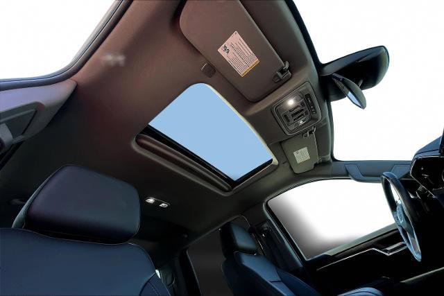 Used 2023 GMC Sierra 1500 SLT w/ SLT Premium Package image 28