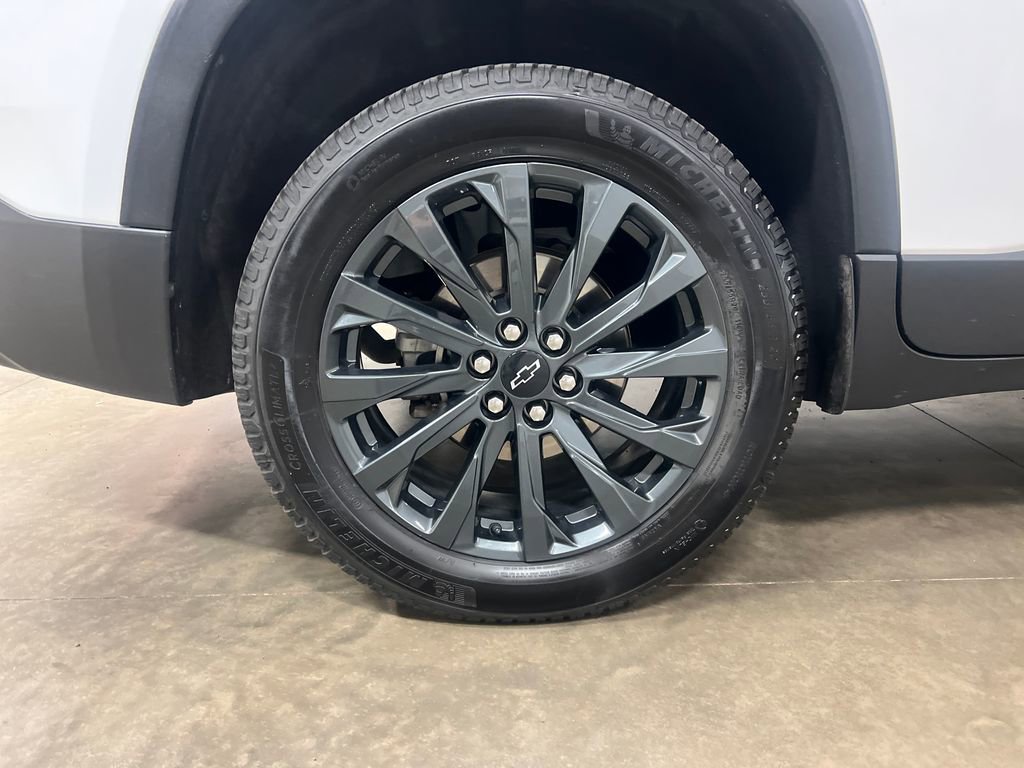Certified 2023 Chevrolet Traverse RS AWD/4WD image 10